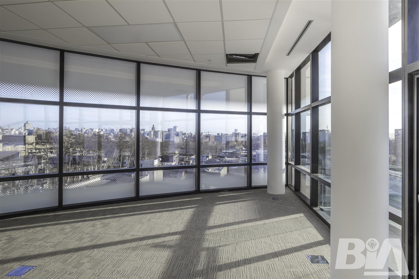 BIA   ABITAB 9 Large