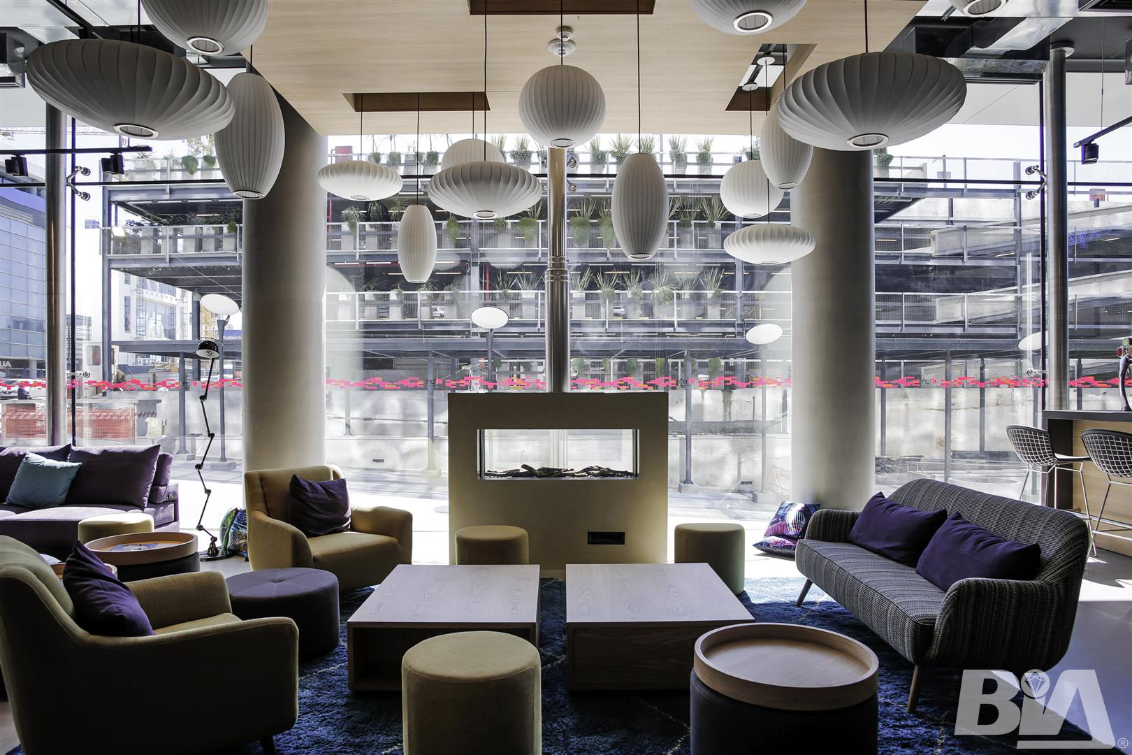 BIA   Aloft 25 Large