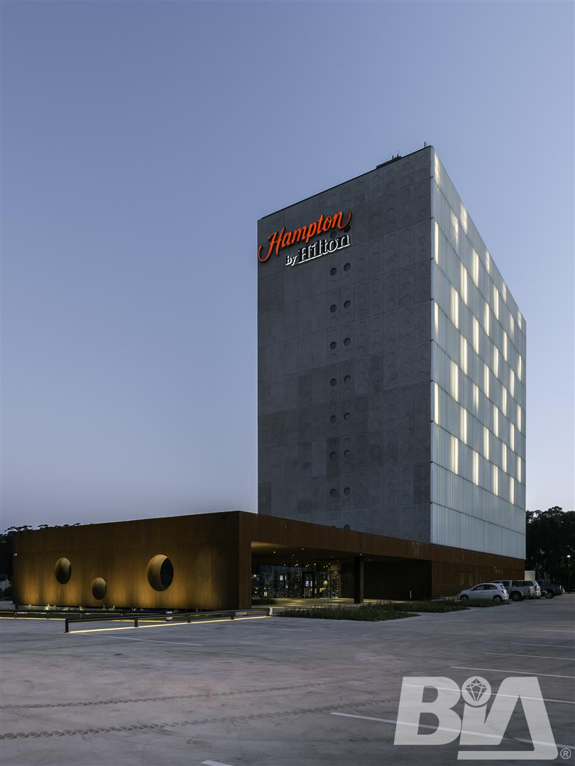 BIA   Hotel Hampton By Hilton 84 Large