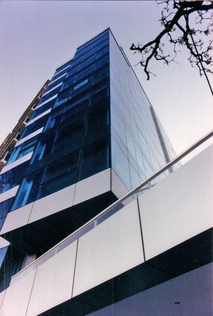 Edificio Del Poema (02)